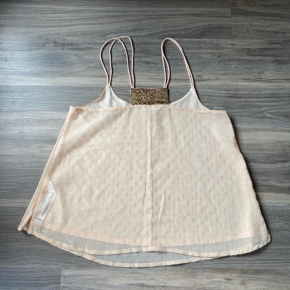 Tank - Picture 2 of 4